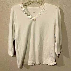 Women's TanJay long sleeve tops. Excellent condition!